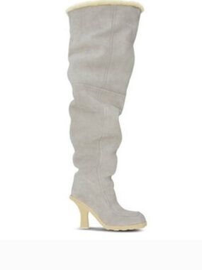 Burberry NWB Suede-shearling Highland Boots - In Foam/butter